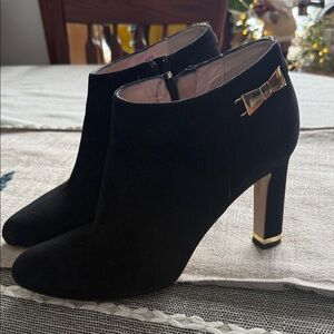 Kate Spade Elegant Black Ankle Boots